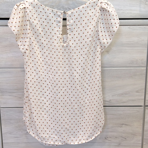 Papaya cute top in great condition! Size small 100% Polyester - Picture 2 of 7